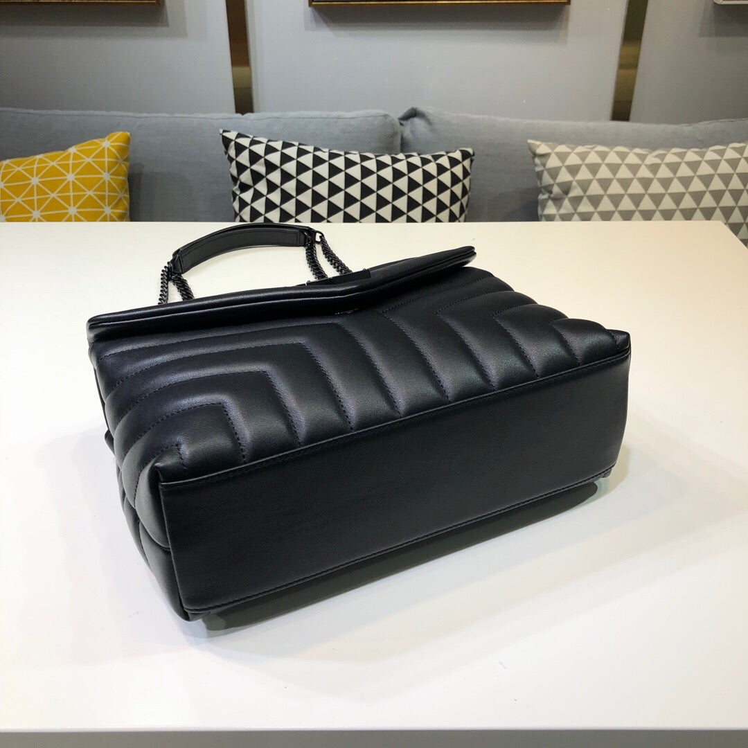 YSL Saint Laurent Loulou MatelassÃ© "Y" 9.8in 23cm Black Small Chain Handbag Ysl 494699Dv7281000