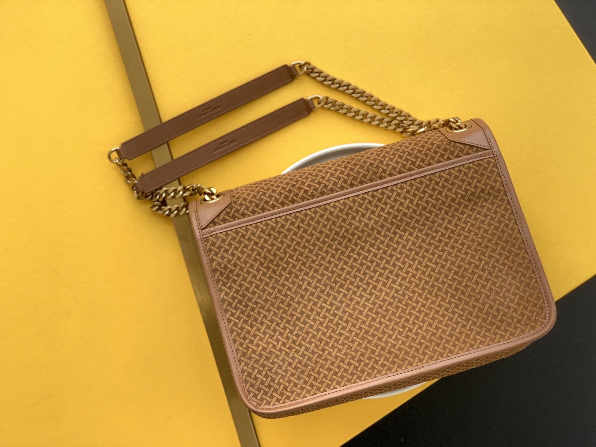 YSL Saint Laurent Niki Shoulder Bag Chain Gold Toned Hardware