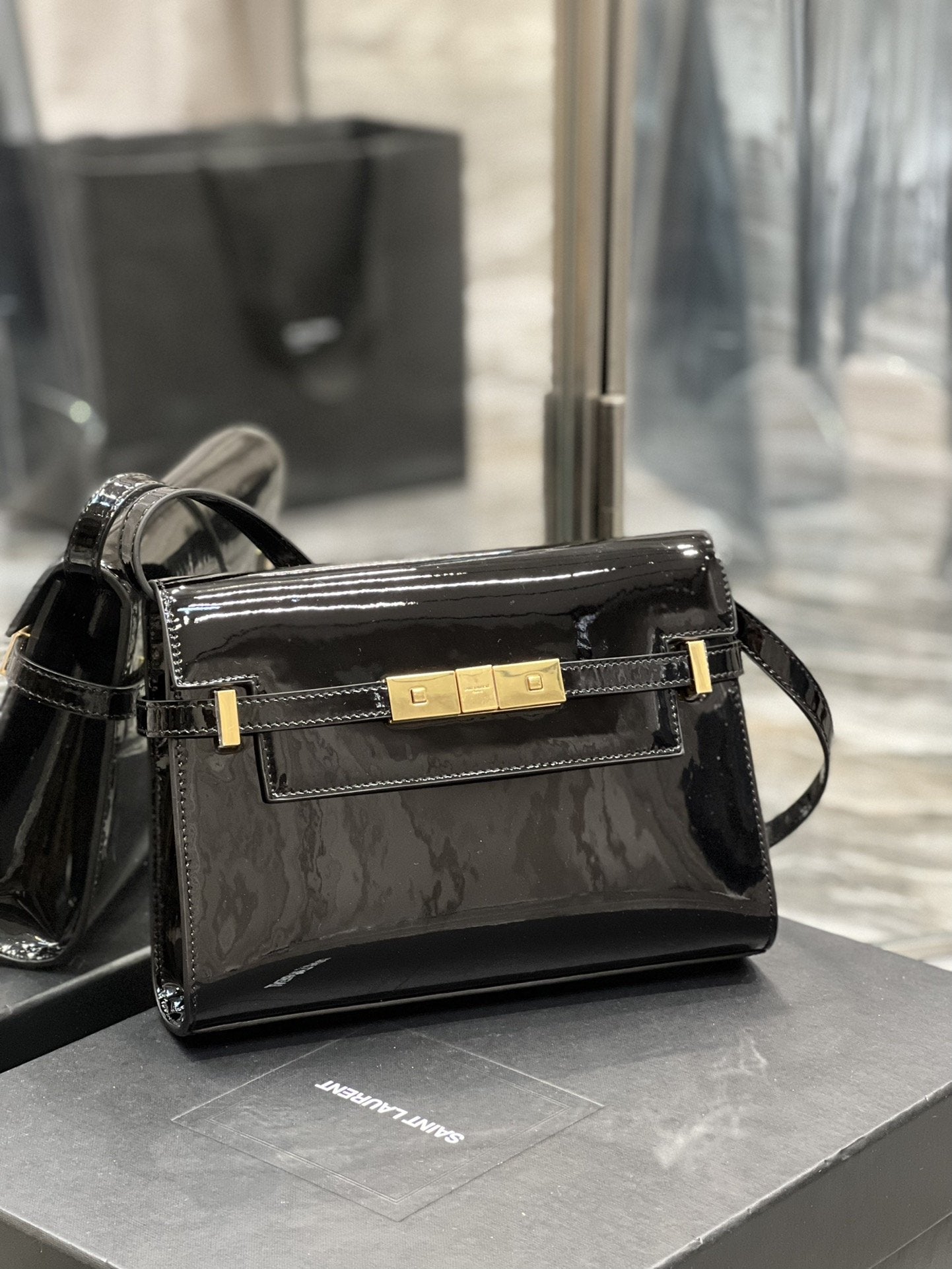 YSL Saint Laurent Manhattan Shoulder Bag Ysl 675626B870J1000 4523