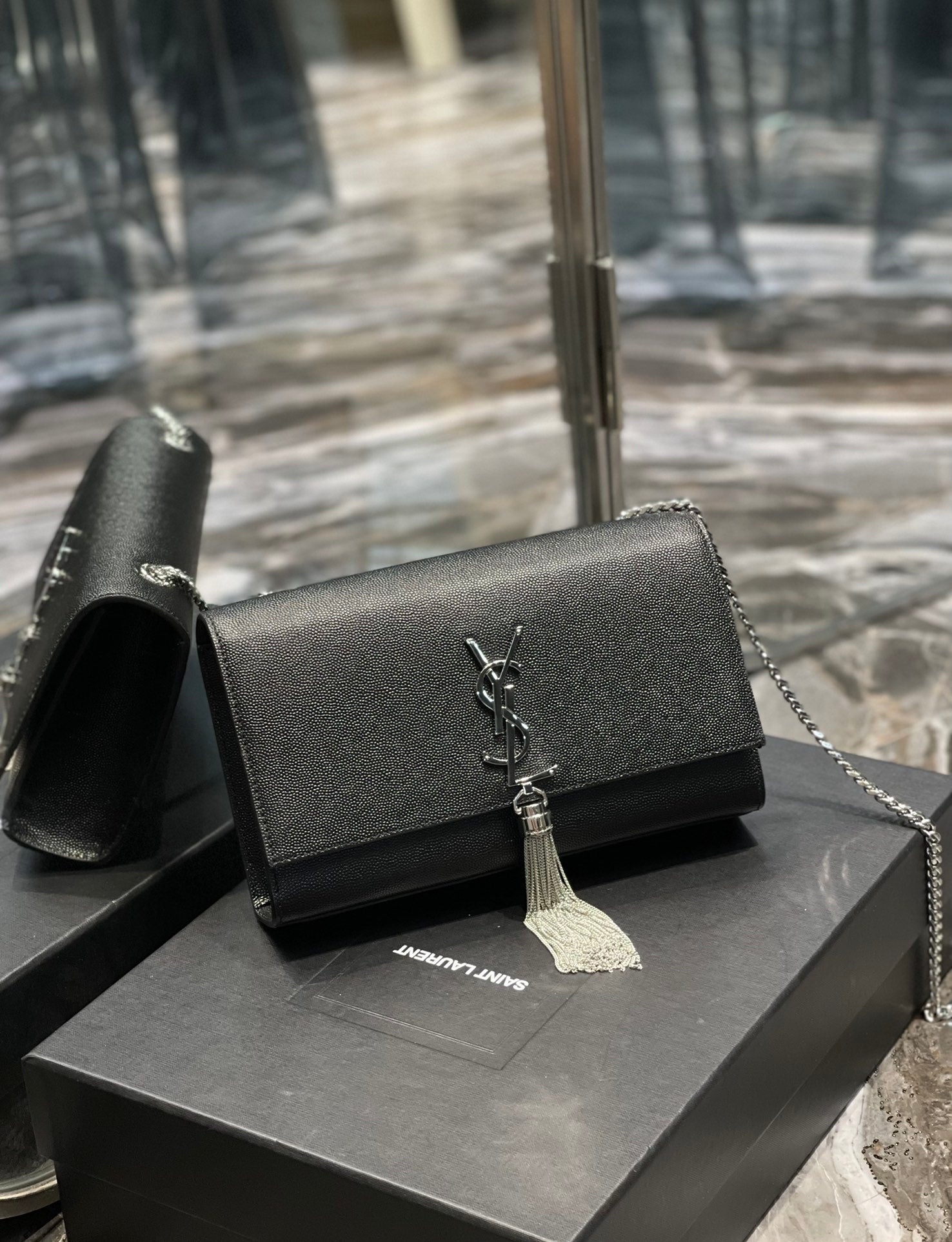 YSL Saint Laurent Ysl Saint Laurent Kata Medium Chain Bag Black Travel Bag Ysl 354119Bow0N1000 1736