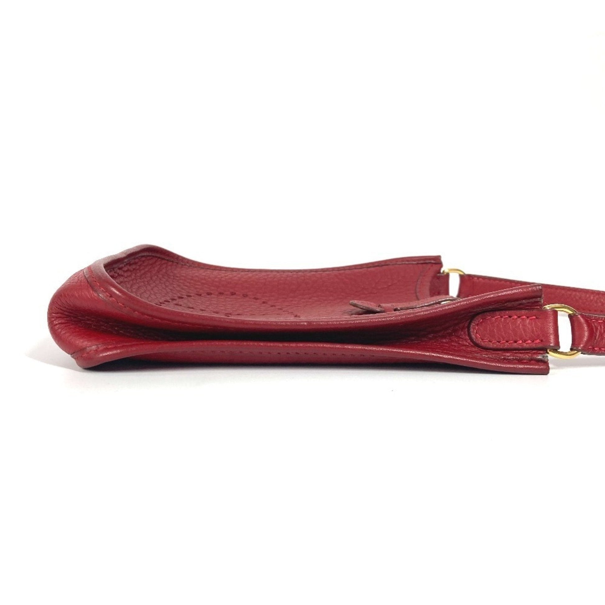 Hermes Color Rouge Taurillon Clemence Pochette Shoulder Bag Leather Red