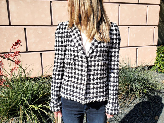 Chanel 2006 Black White Tweed Jacket 36