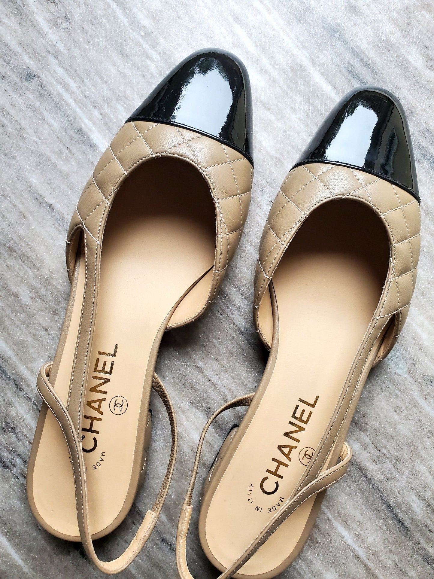 Chanel New Bi Color Beige Black Patent Slingbacks 39 Accessory