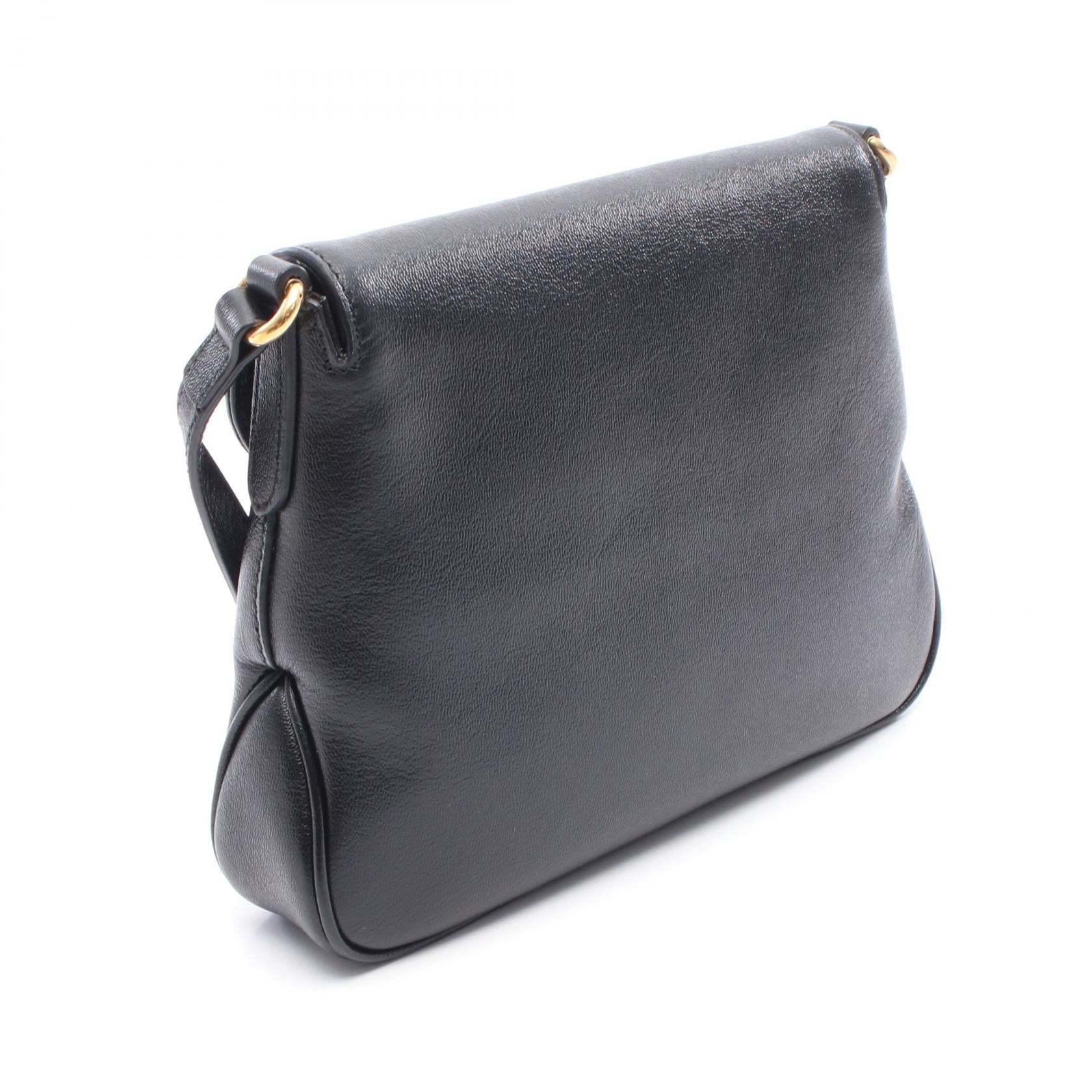Gucci Marmont Shoulder Bag Leather Bag 26