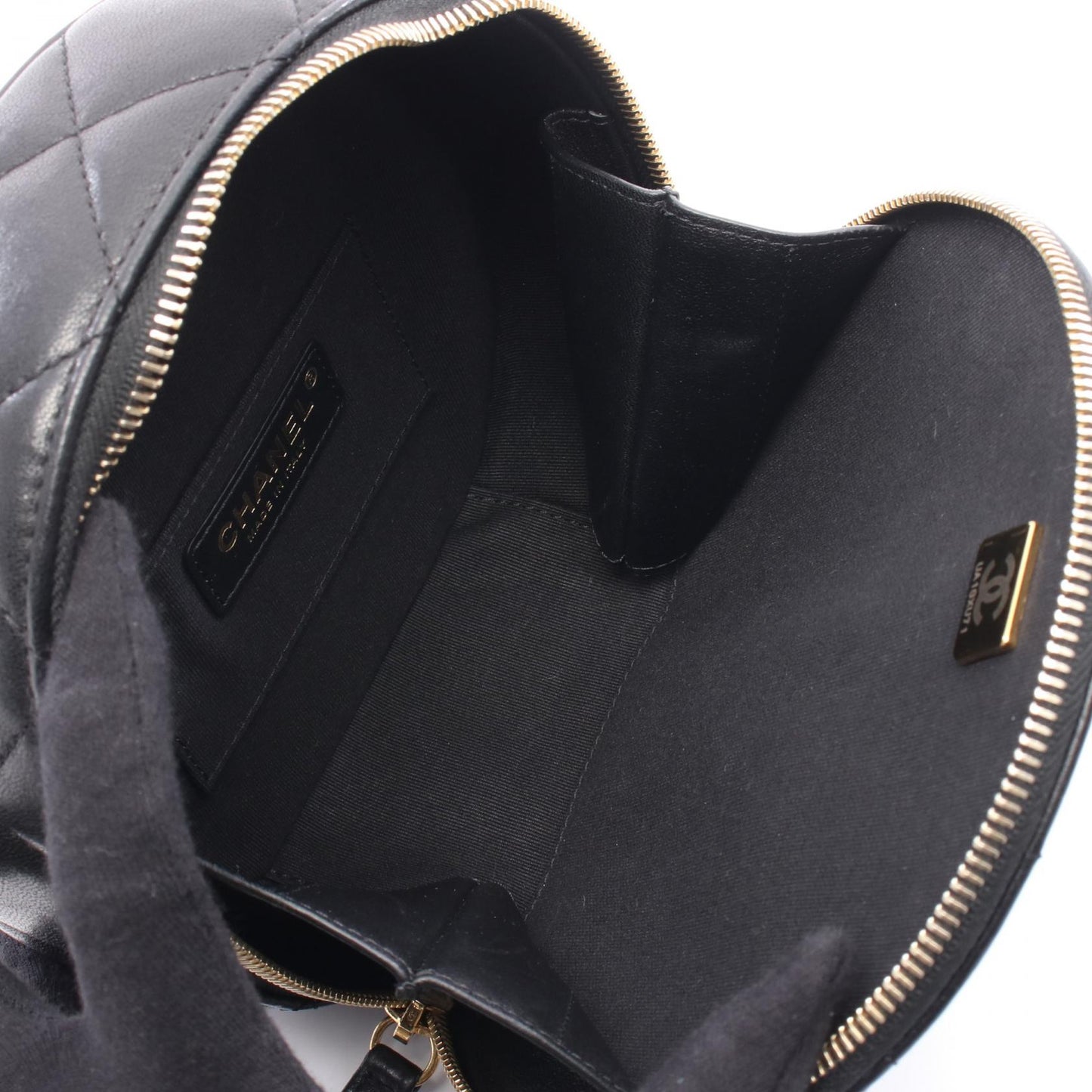 Matelasse Lambskin Shoulder Bag 153
