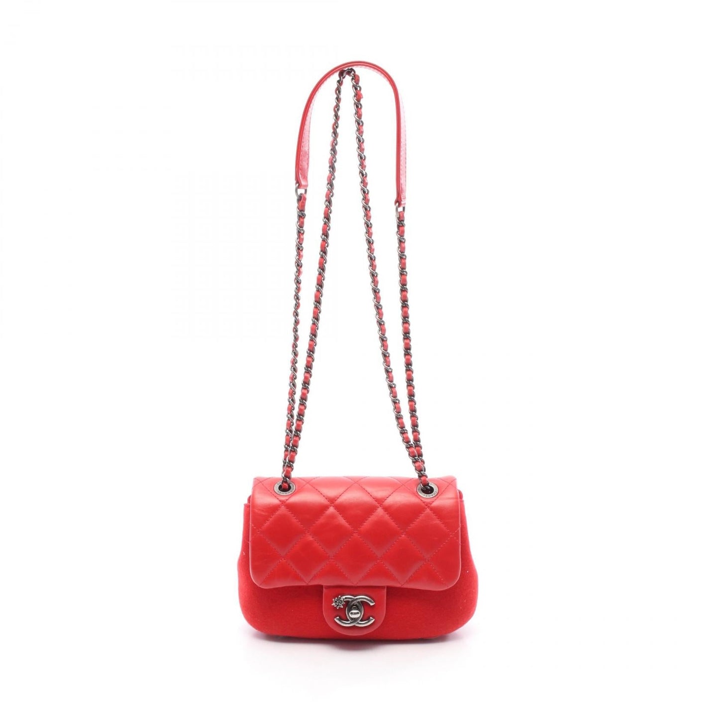 Matelasse Leather Felt Shoulder Bag Signature