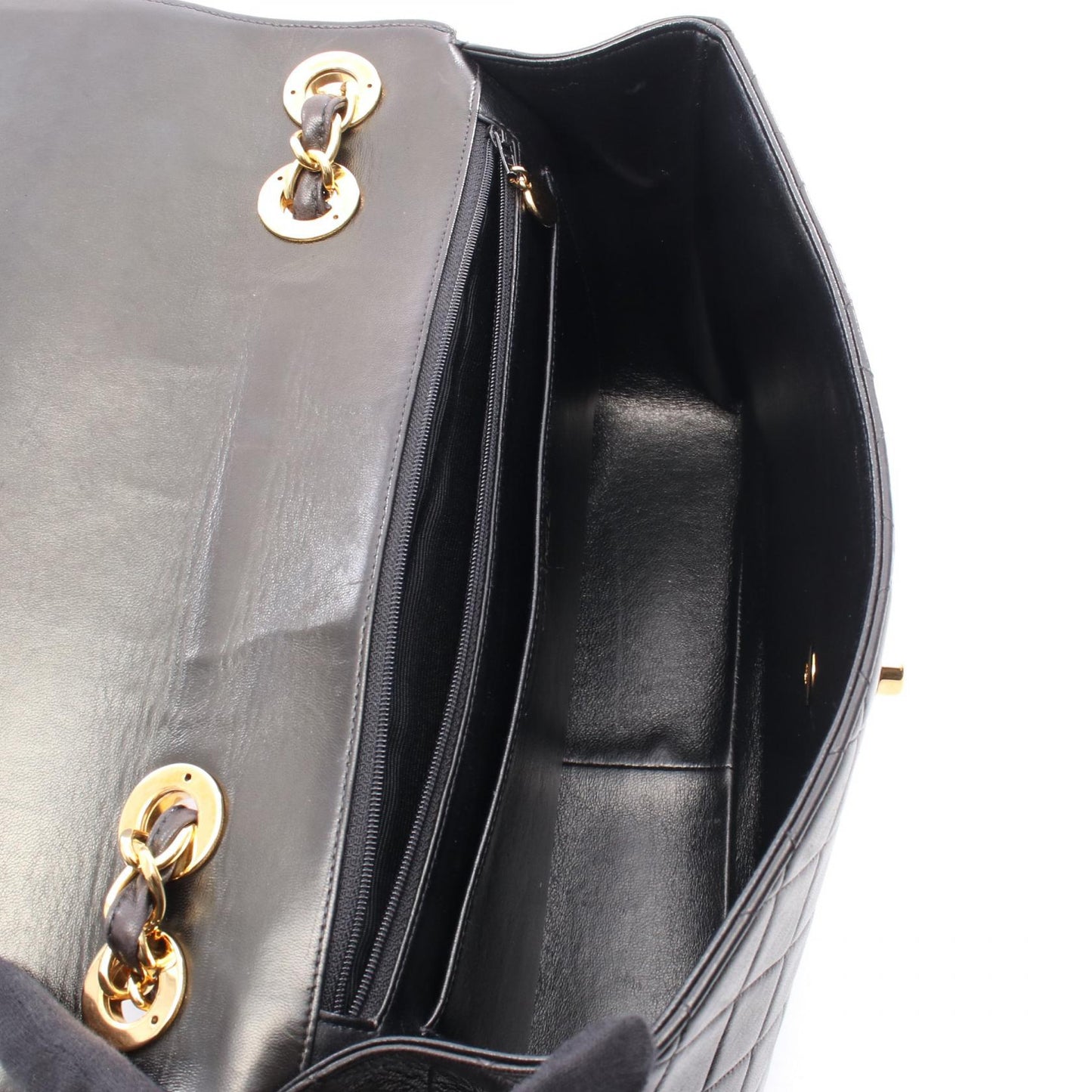 Deauville Lambskin Shoulder Bag Polished