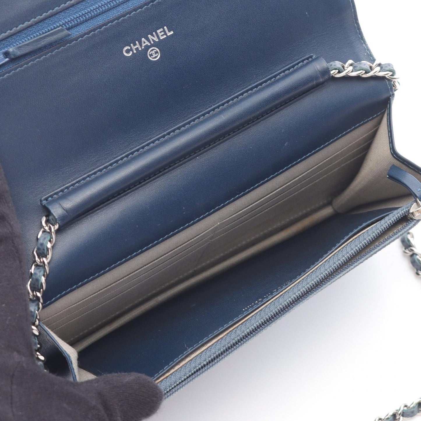 Coco Mark Caviar Skin Shoulder Classic