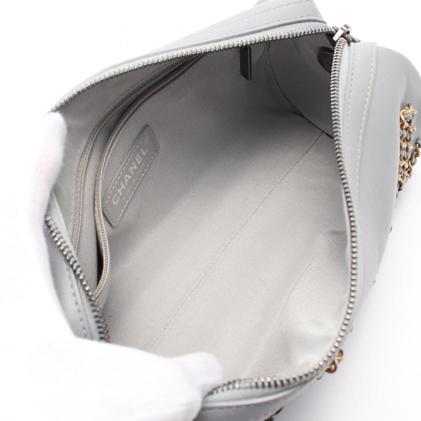 Leather Shoulder Bag Signature