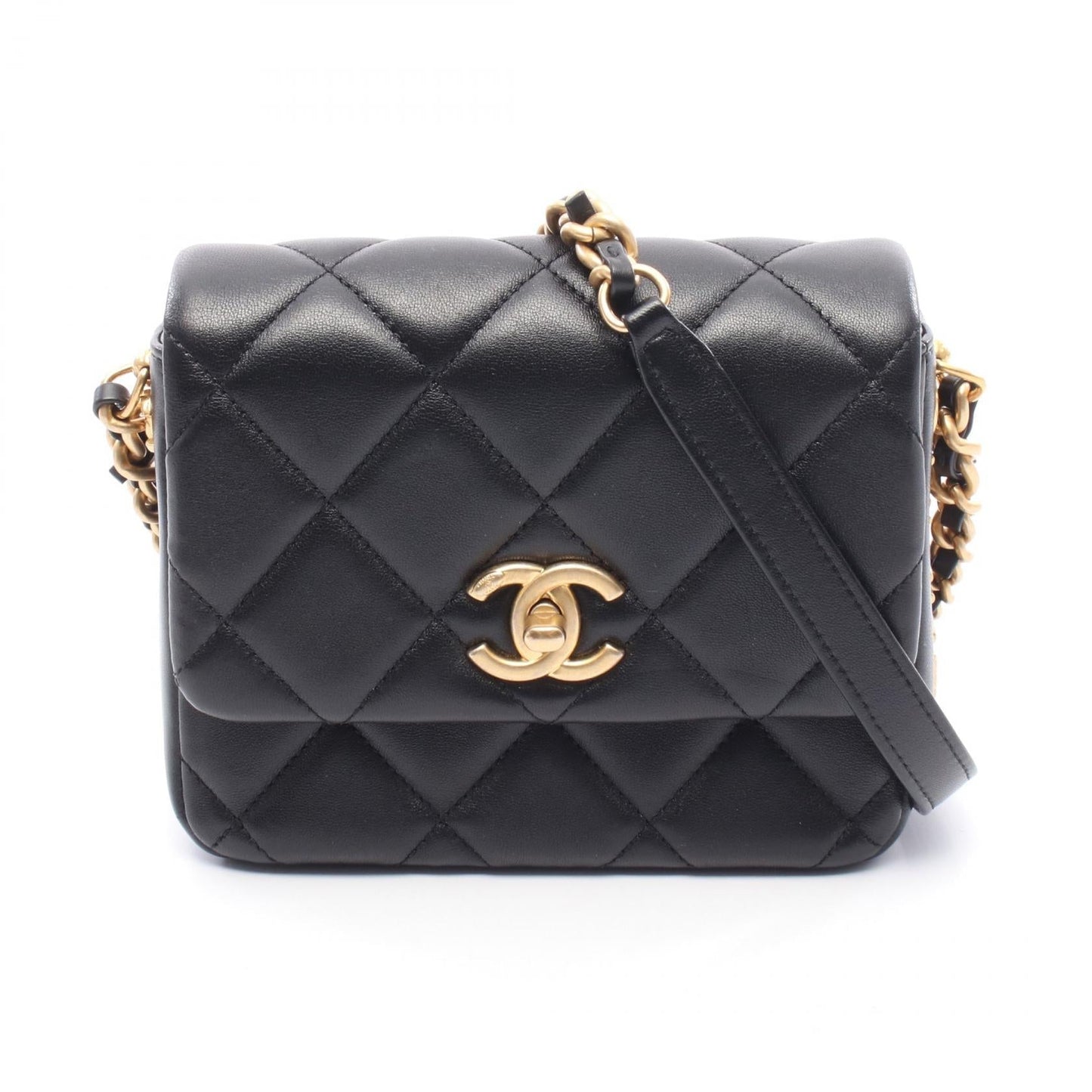 Matelasse Lambskin Shoulder Bag 150