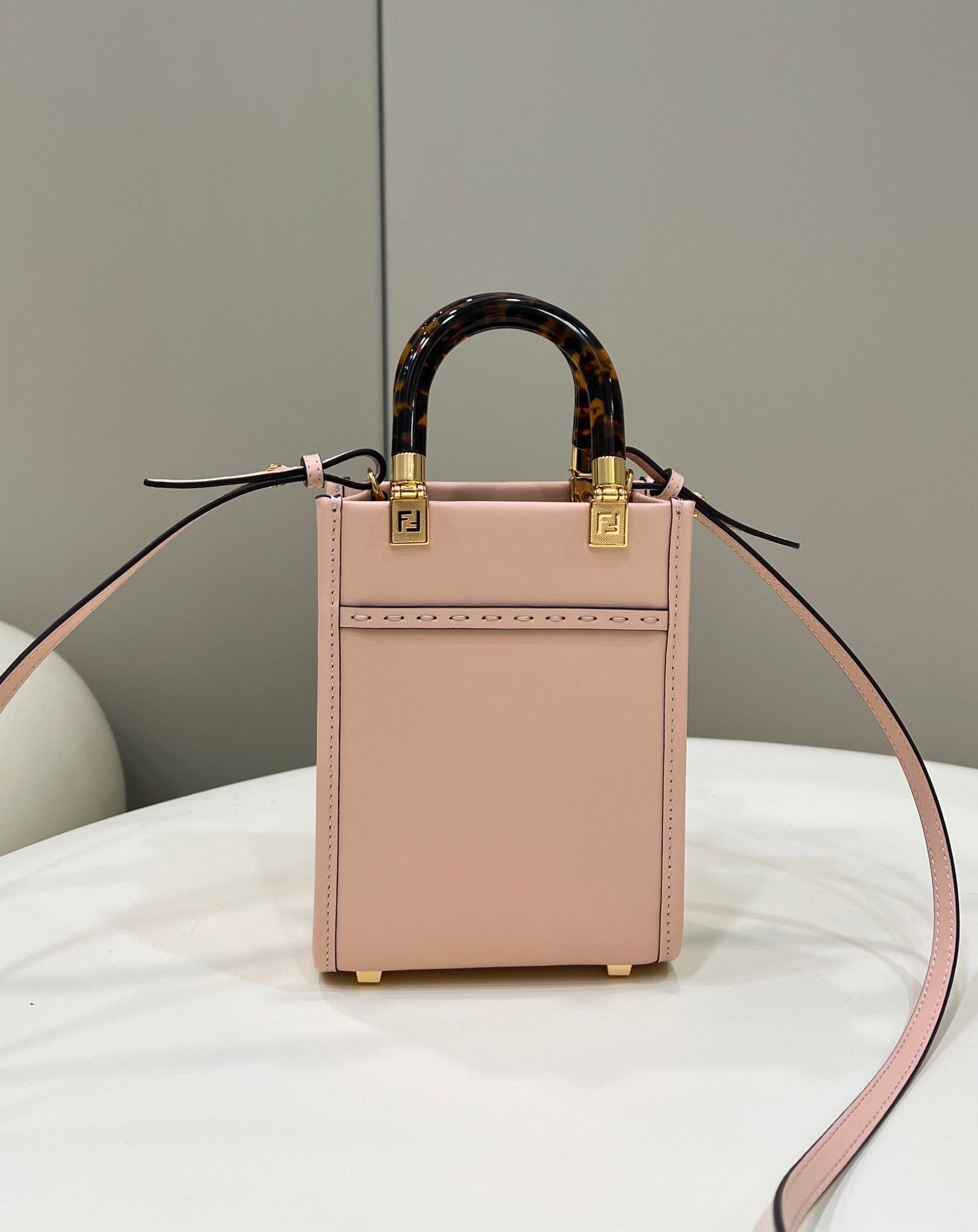 Fendi Top QualityTop Quality Sunshine Shopper Pink Mini FF Crossbody Bag