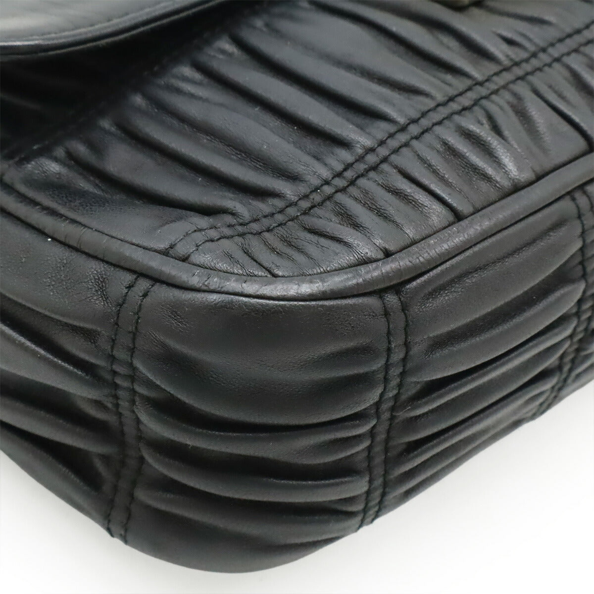 Prada Shoulder Bag Leather Leather Shoulder Bag