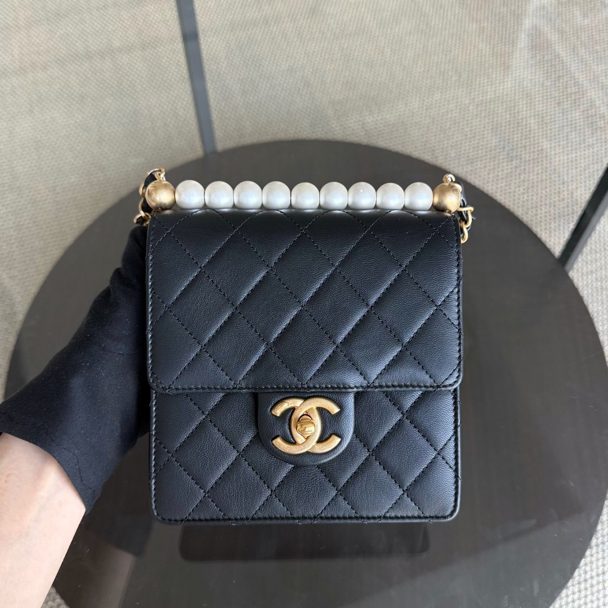 Chanel Flap Chic Pearl Lambksin Bag Hardware Series Black Gold Mini Bag