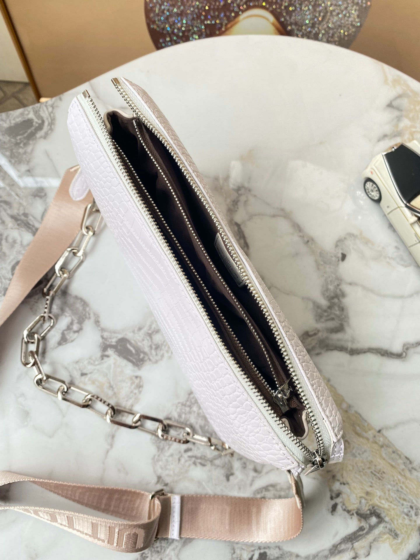 EN - Luxury LUV 784 Travel Bag