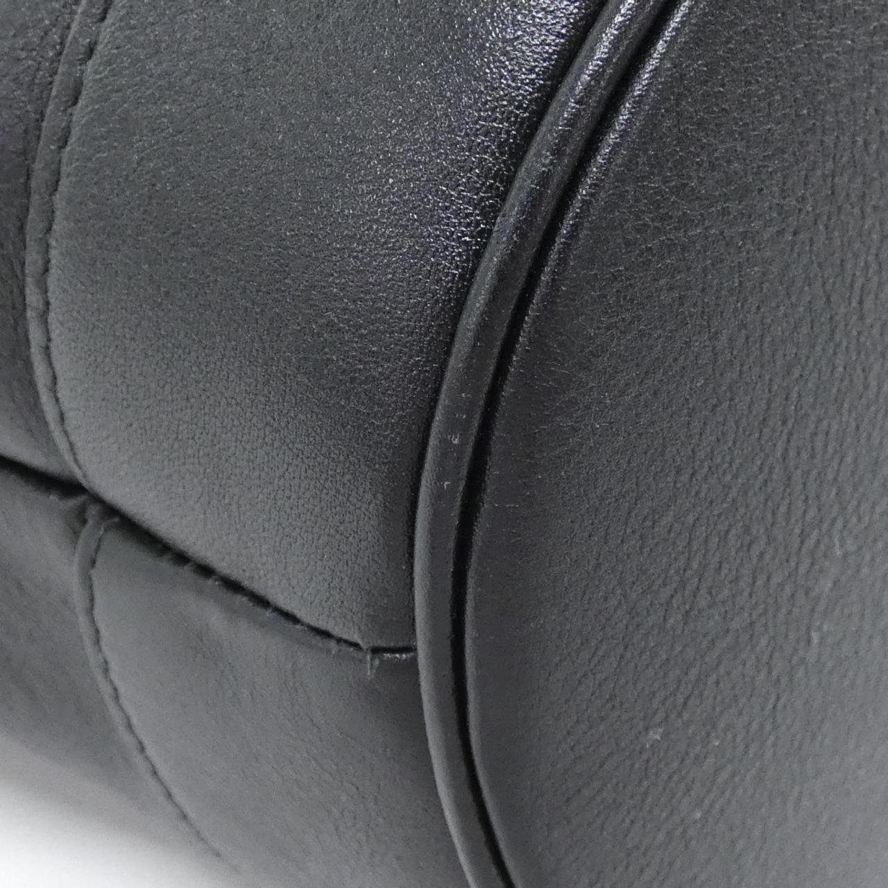 Gucci Diana Bag Leather Travel Bag Bag 1