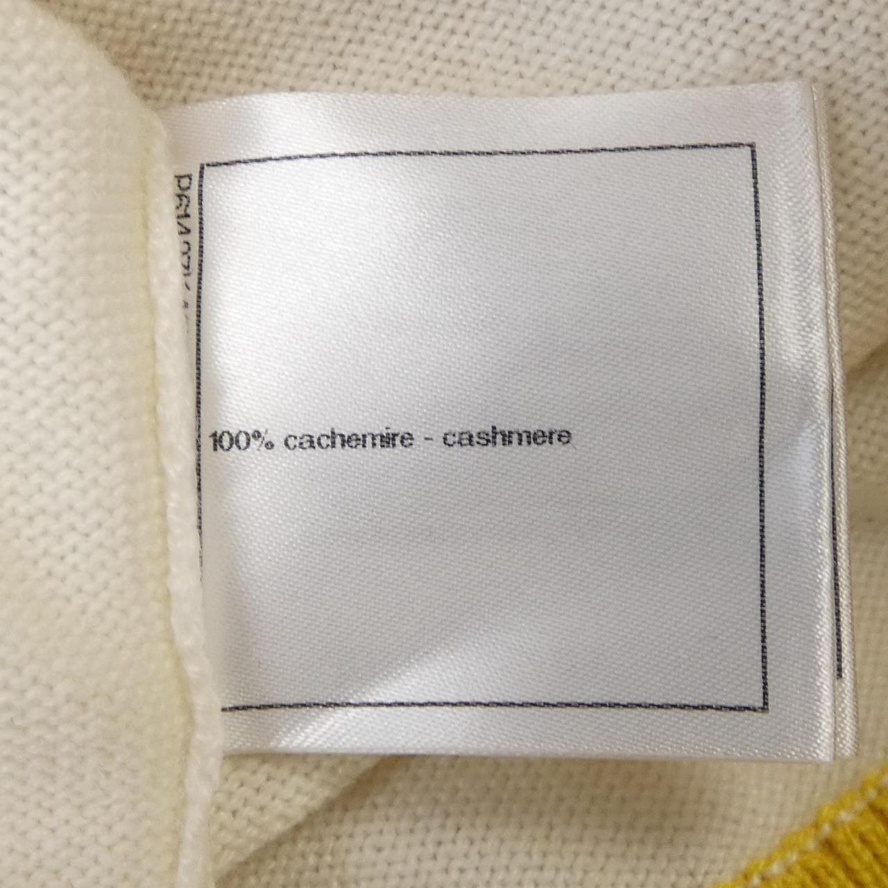 Chanel P61427K46799 Cashmere Cardigan
