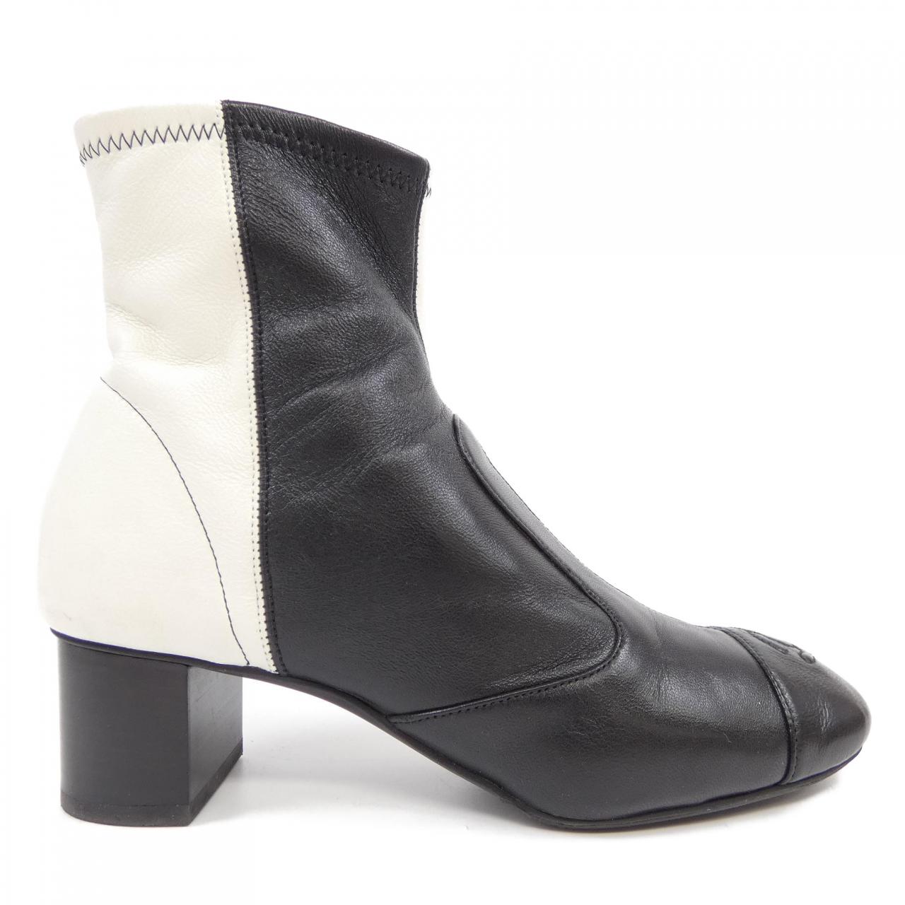 Chanel G35948X54385 Boots