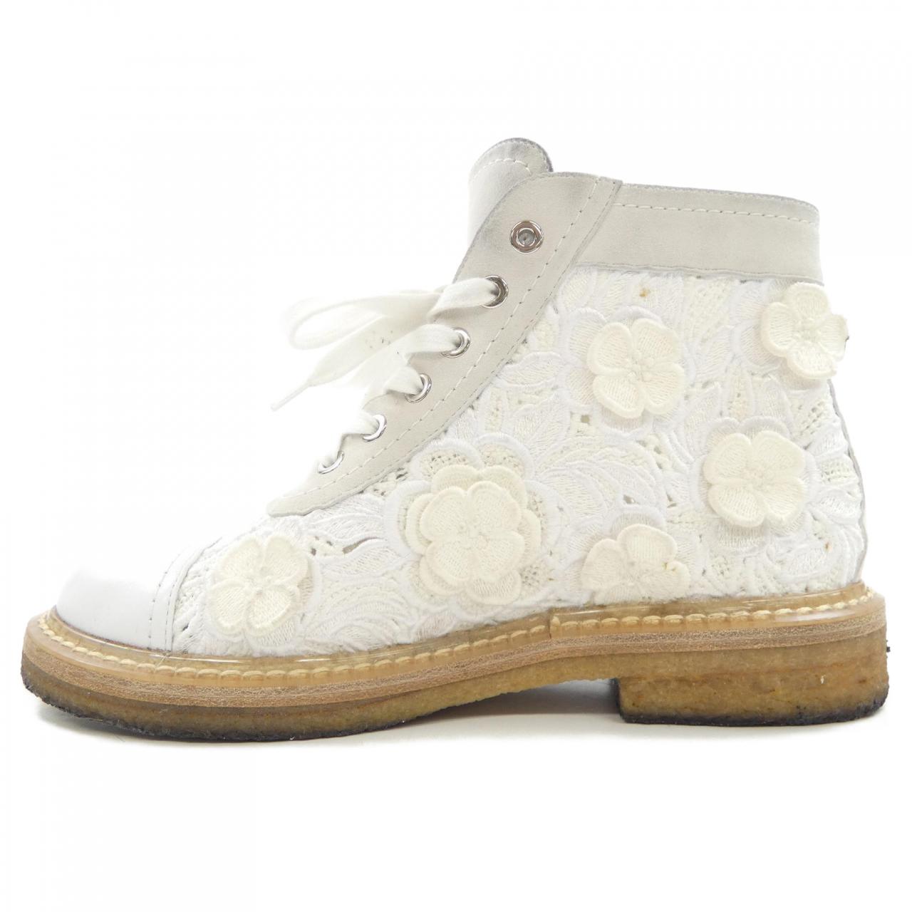Chanel G34862Y53254 Flower Embroidery Lambskin Boots