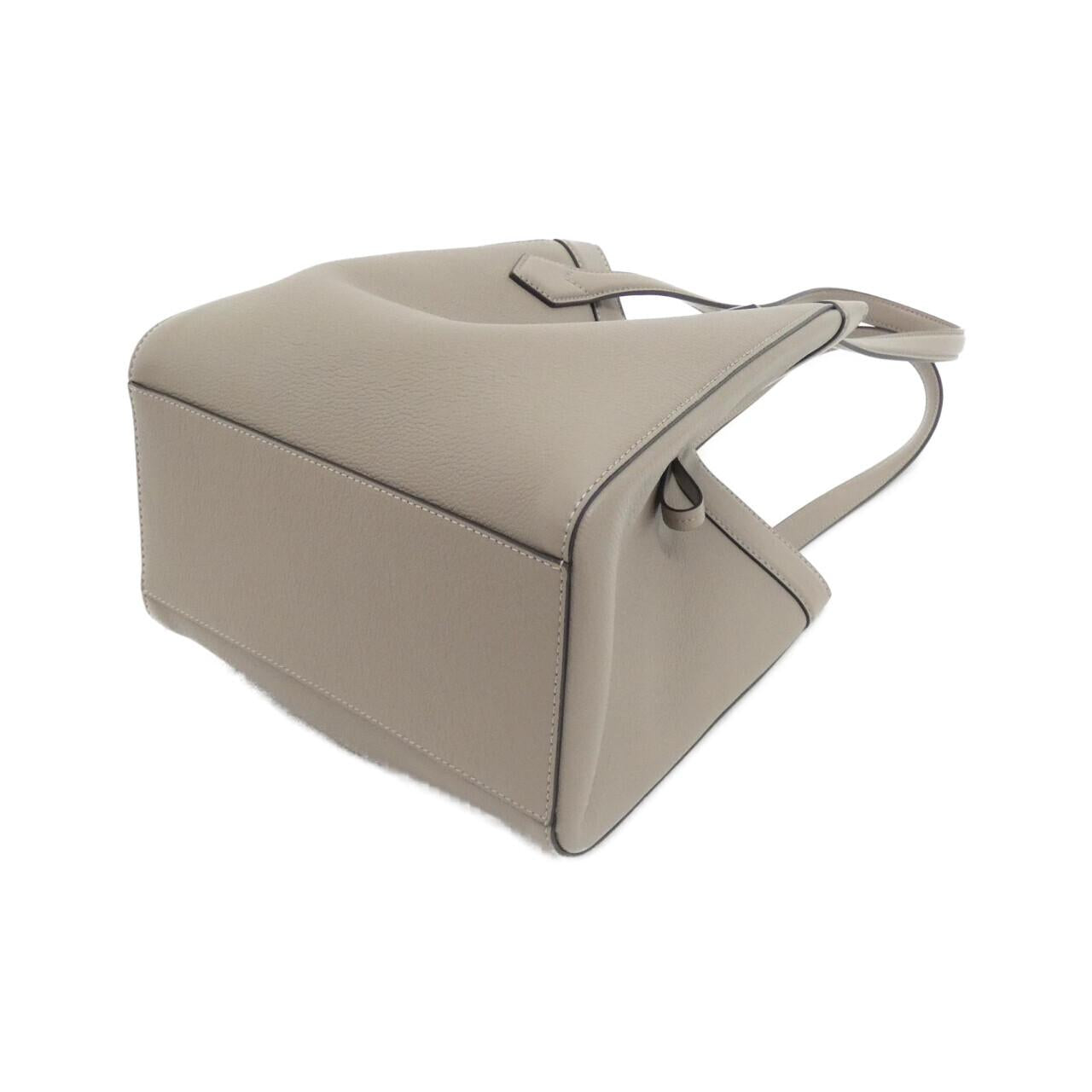 Fendi Origami Shoulder Bag Leather