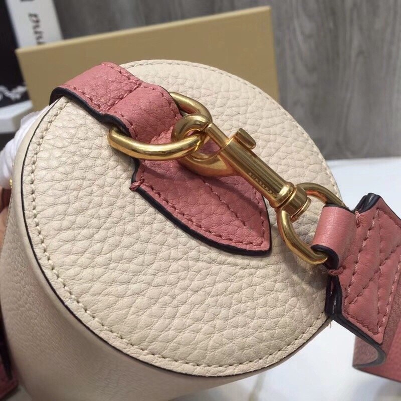 Top Quality Barrel Bag For Women Bags Cream Travel Bag 83In21Cm 6558