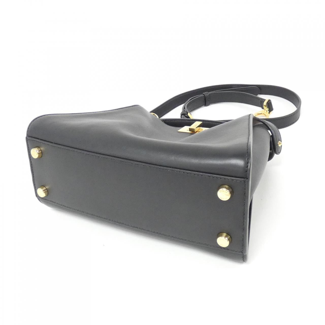 Fendi Peekaboo Essentially Calf Bag Travel Bag
