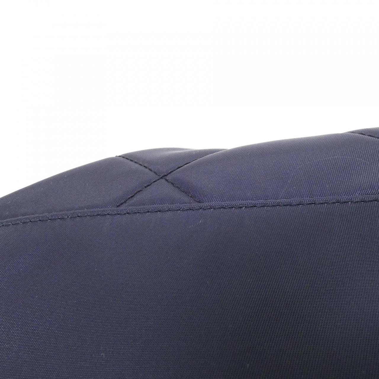 Prada 1Bg467 Tessuto Impuntur Shoulder Bag