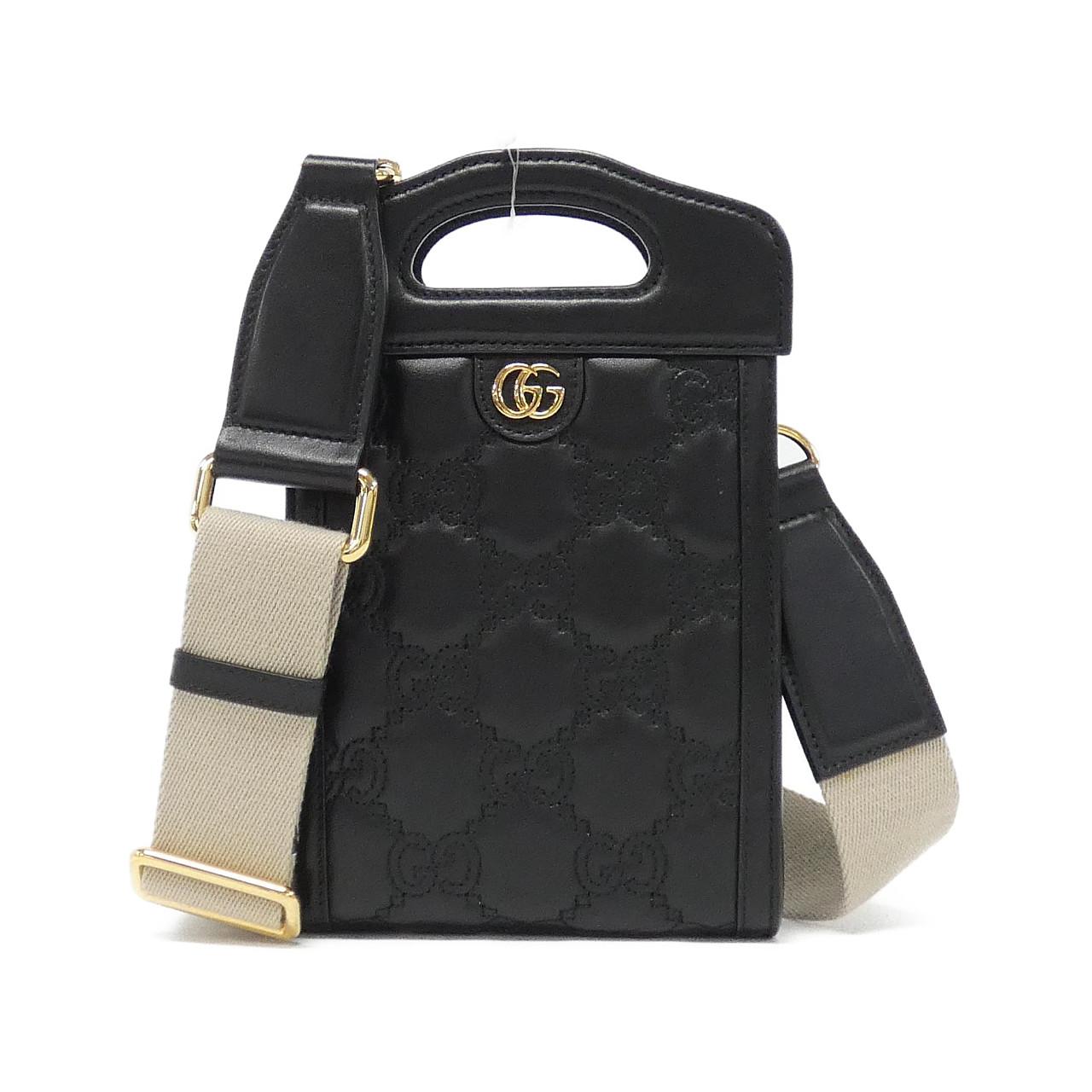 Gucci Matelassé Shoulder Bag Leather Bag 2