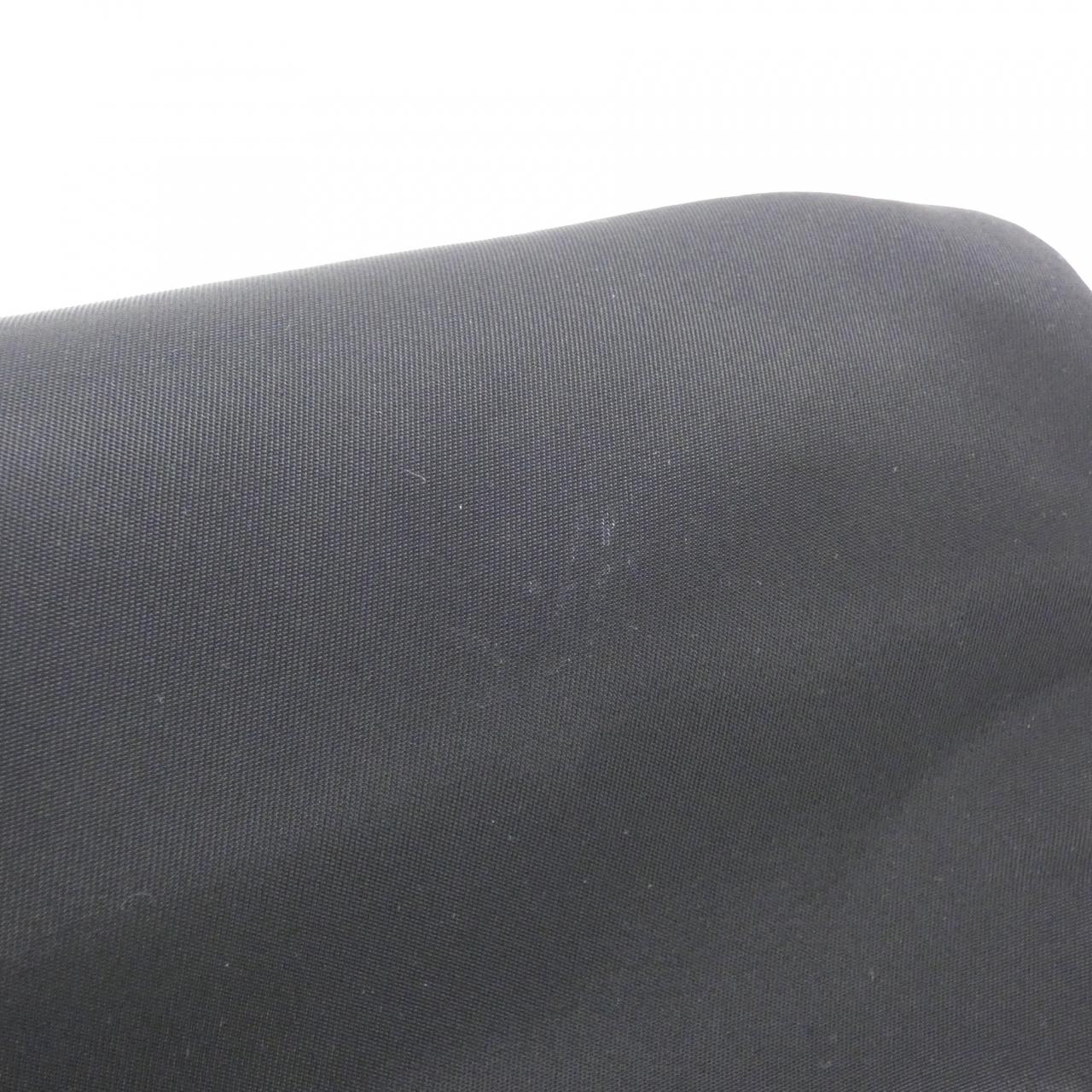 Prada 2Vd062 Tessuto Shoulder Bag Vitello