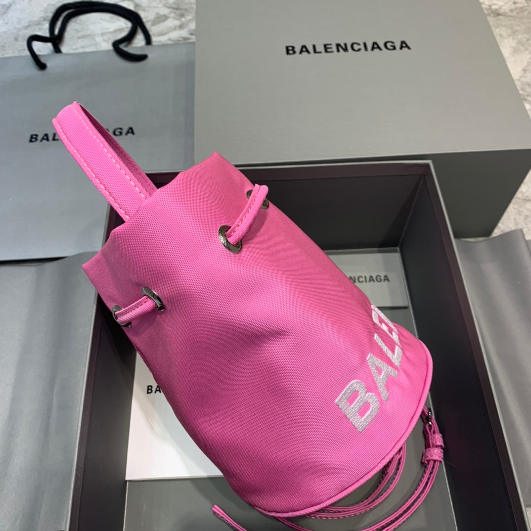 Balen Le Cagole Metop Qualityum Bag In Pink Bucket Bucket Bag 118In30Cm 4909