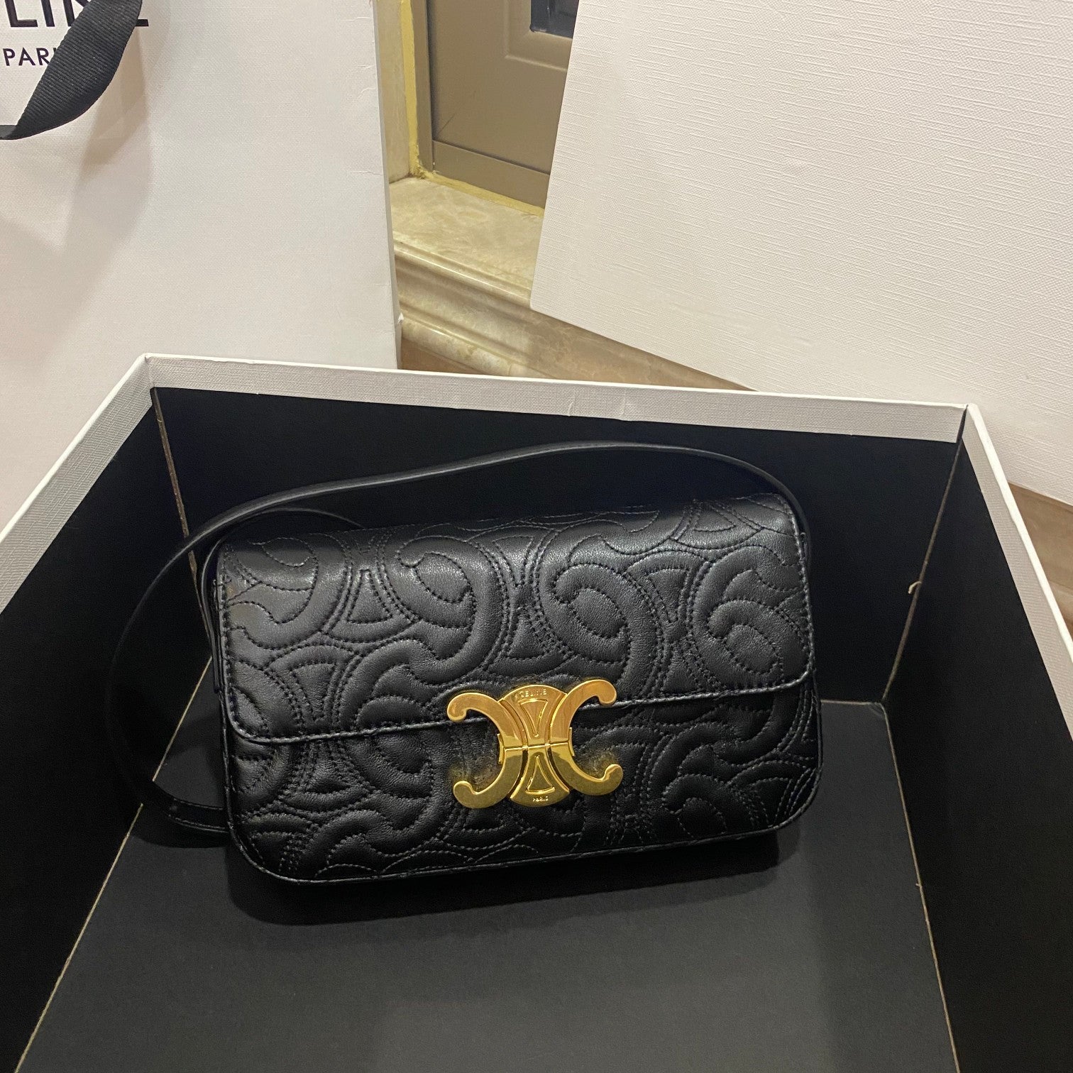 Top Quality Triomphe Shoulder Bag In Triomphe Quilted Black 194143Ef438No 1058