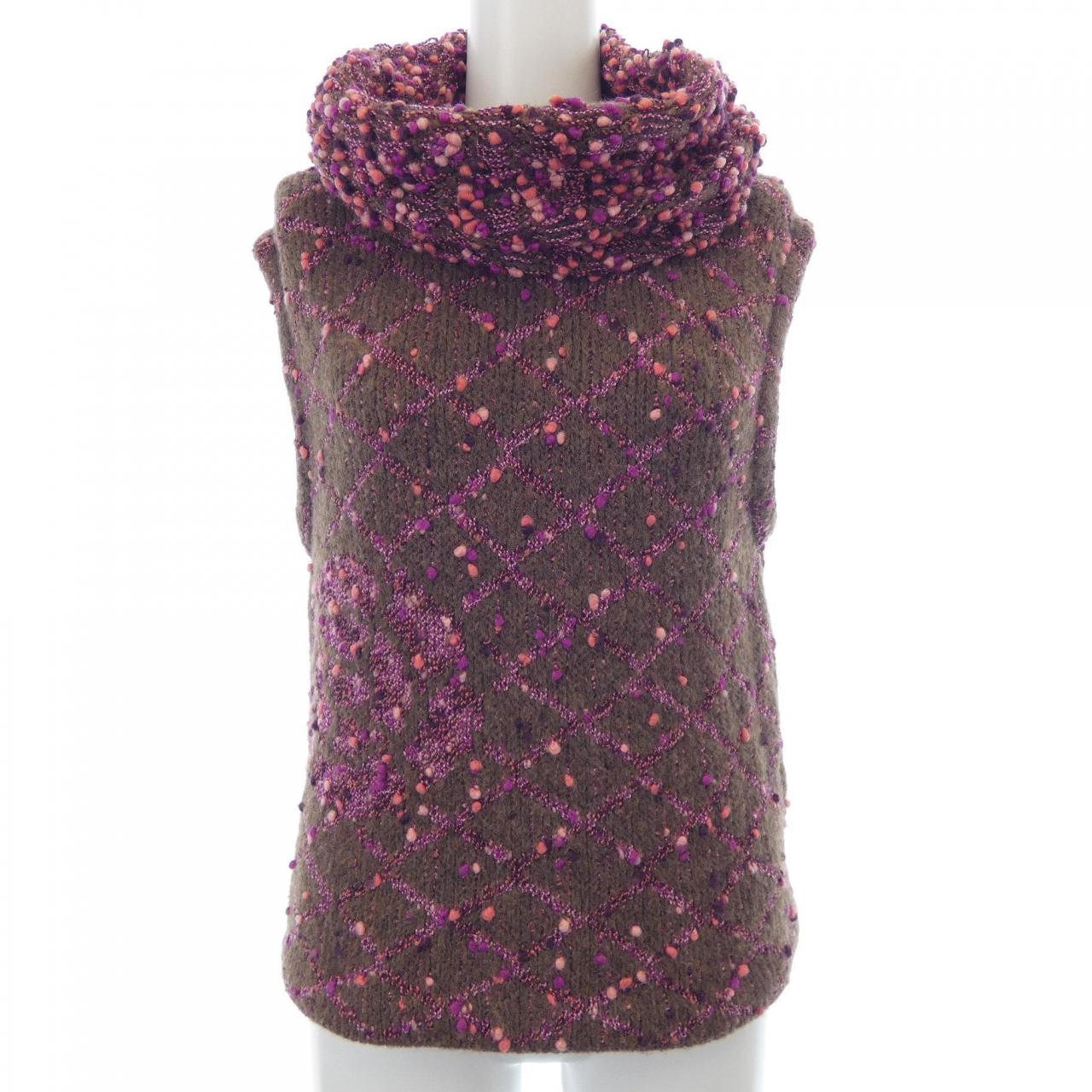 Chanel P18082V00973 Knitwear