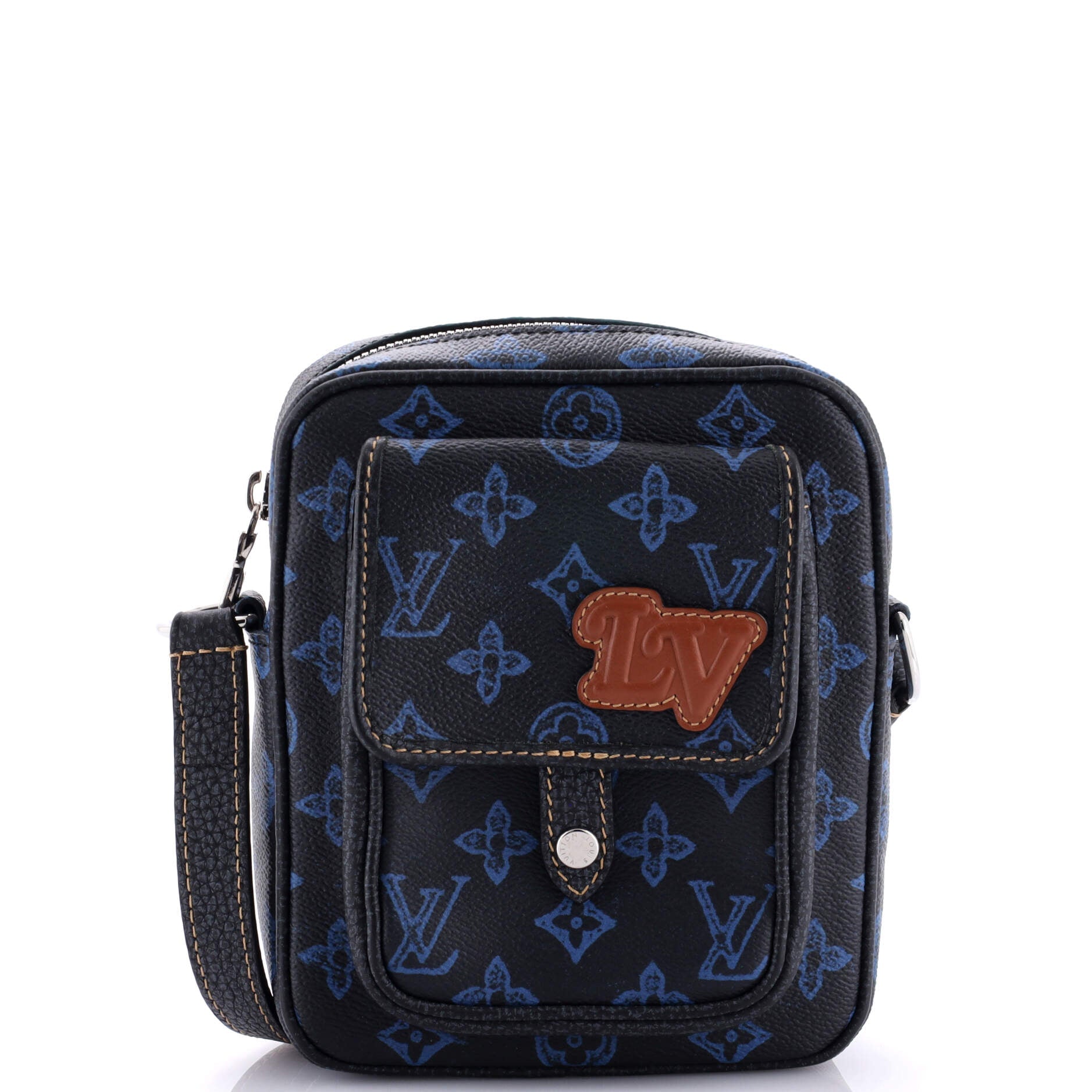 Louis Vuitton Christopher Wearable Wallet Limited Edition Record Handbag Canvas Monogram Travel Bag