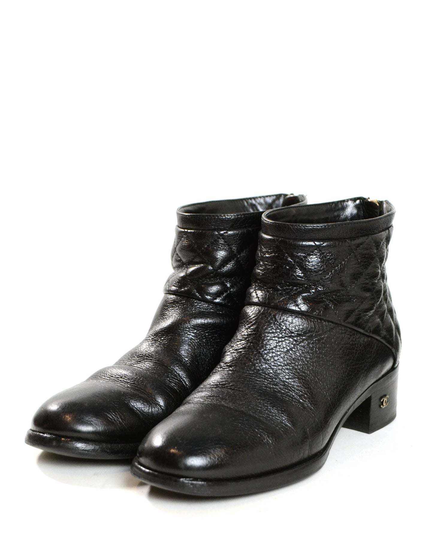 Chanel Black Quilted Leather Ankle Booties sz 38.5 Accessory