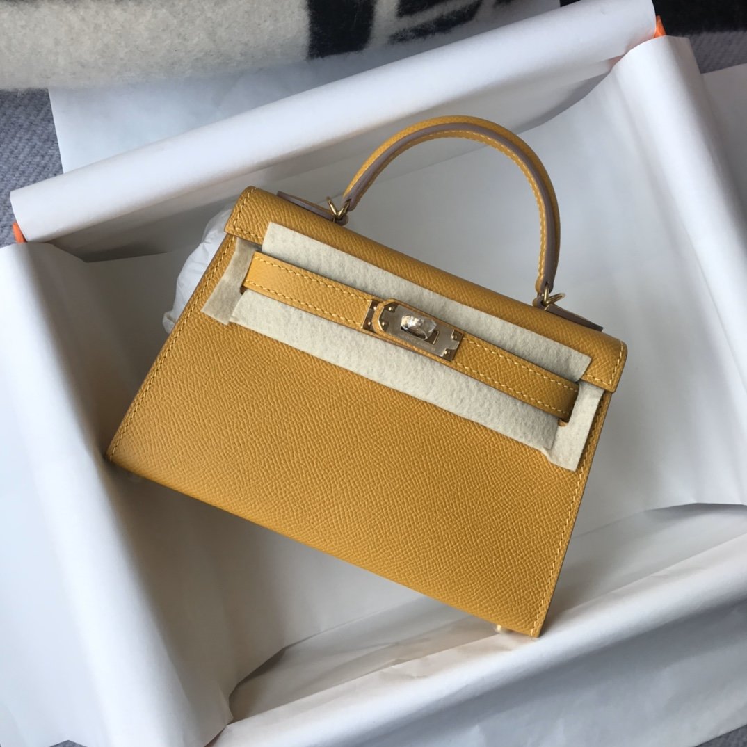Top Quality Kelly Yellow With Toned Hardware Gold Shoulder Bag