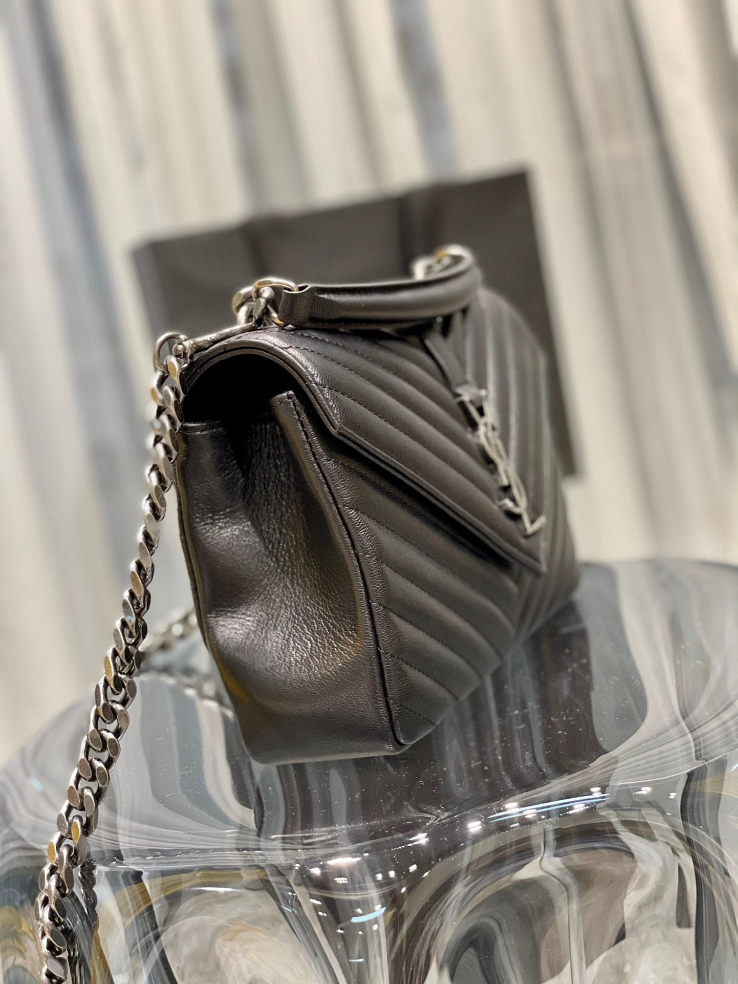 YSL Saint Laurent College Toned Hardware 9in 24cm Black Silver Medium Chain Handbag