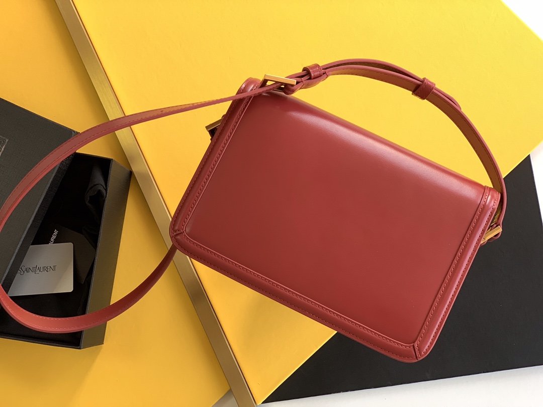 YSL Saint Laurent Solferino Box Hardware 9in 23cm Red Gold Medium Travel Bag