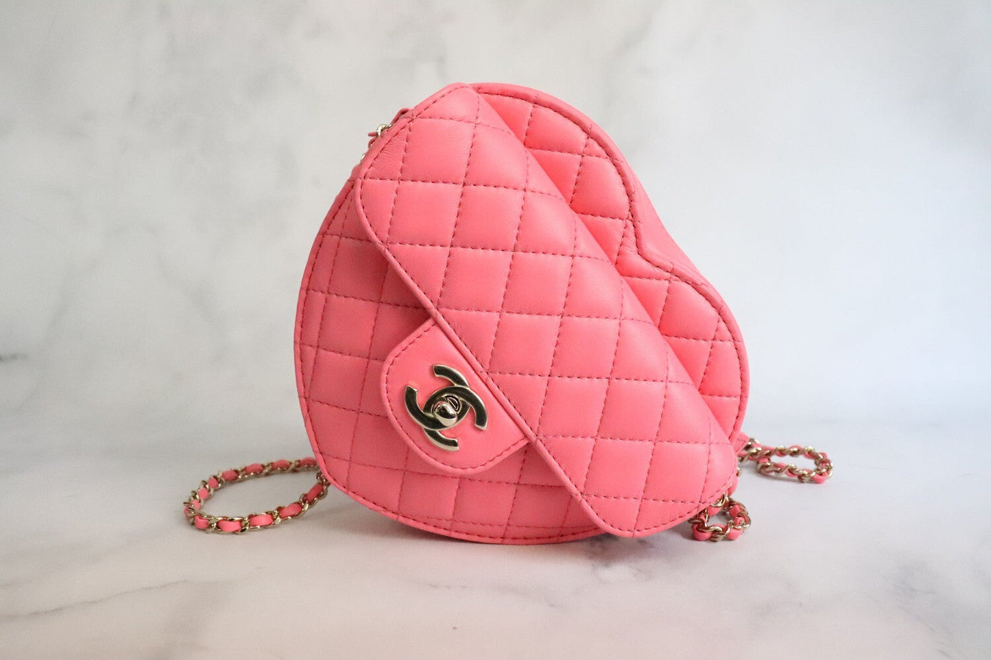 CHLMini Heart Coral PiNike 7in Mini Bag