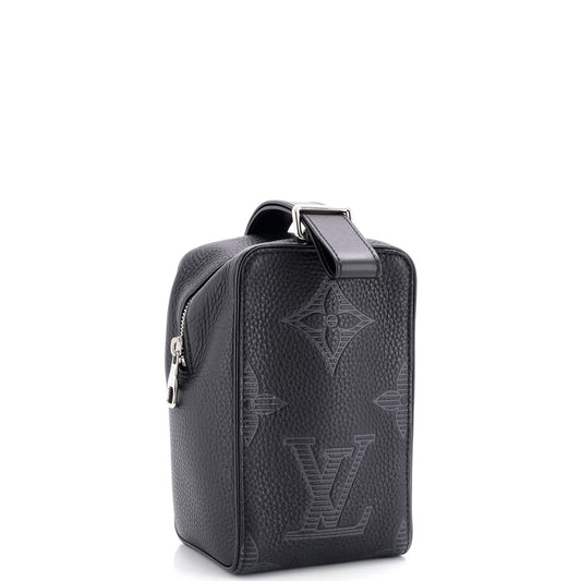 Louis Vuitton Wash Pouch Shadow Giant Taurillon Clutch Bag Leather Monogram Leather 30315375