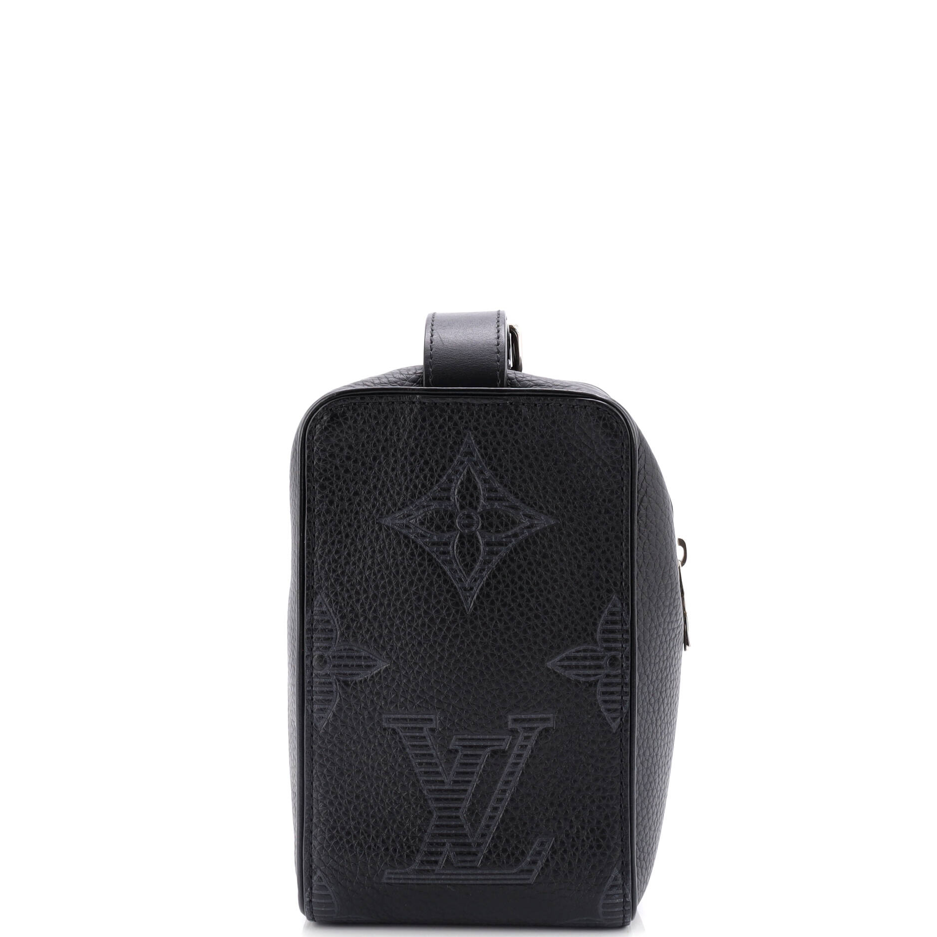 Louis Vuitton Wash Pouch Shadow Giant Taurillon Clutch Bag Leather Monogram Leather 30315375