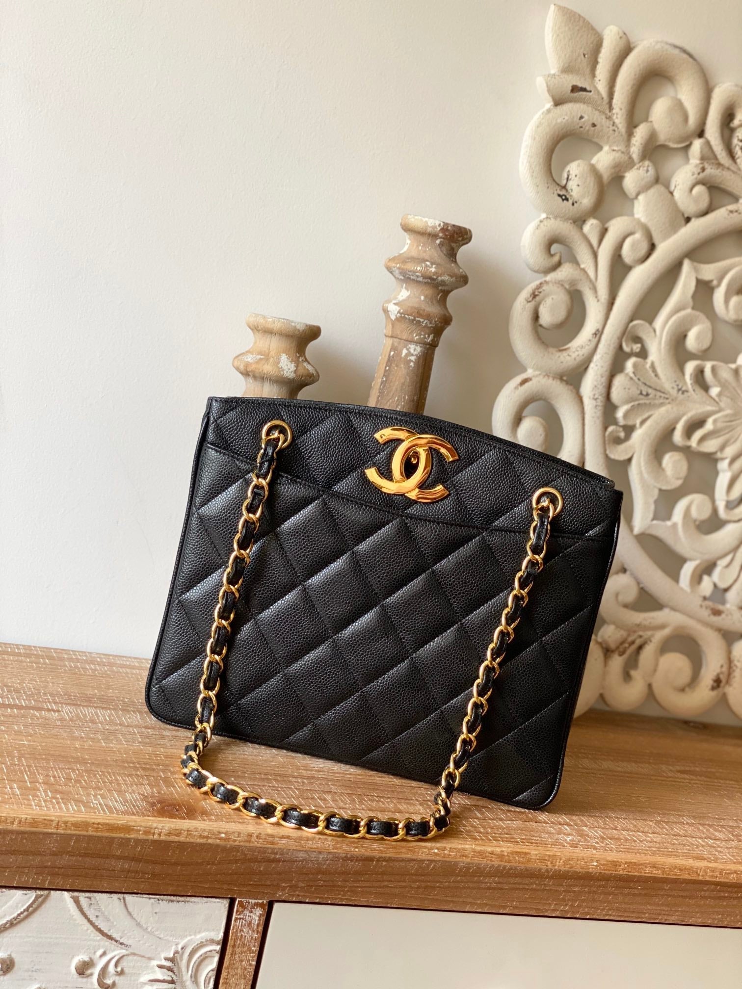 CHL Caviar 28cm 11in Quilted Black Medium Tote Bag