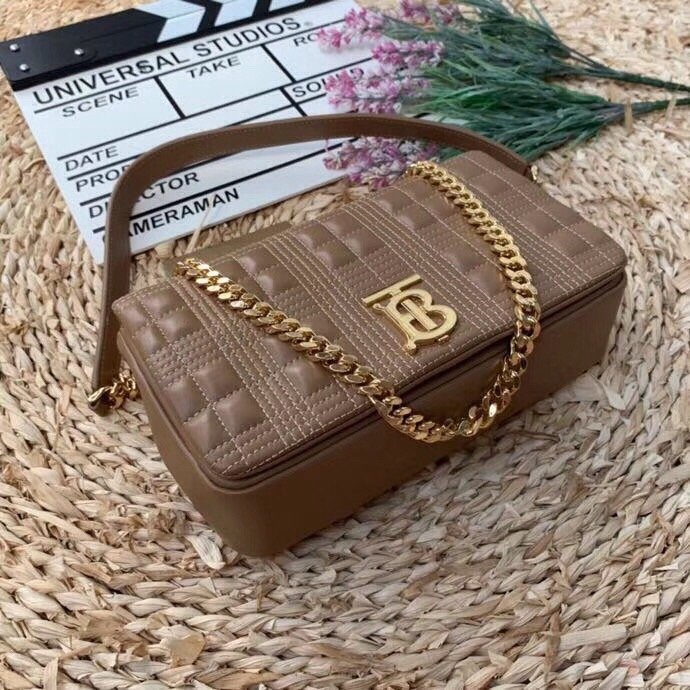 Top Quality Medium Lola Bag For Women Quilted Monogram Travel Bag 80208481 6746