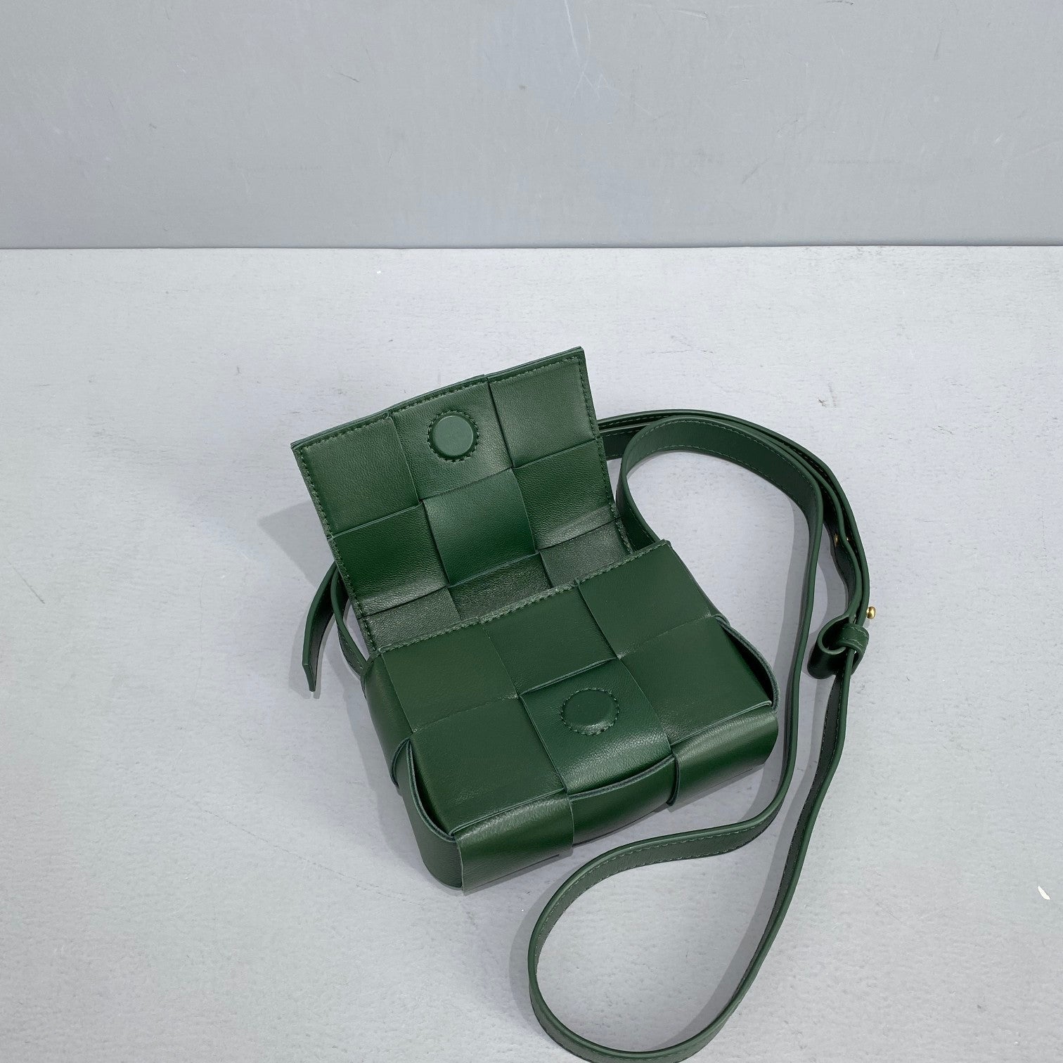 Top Quality Candy Cassette Dark For Women Green Travel Bag