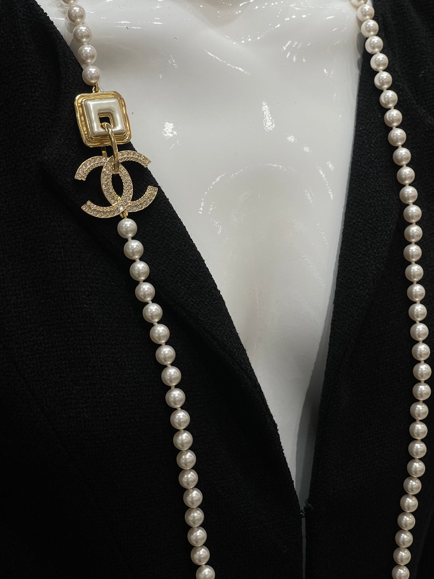 Chanel Sautoir perles CC Bag
