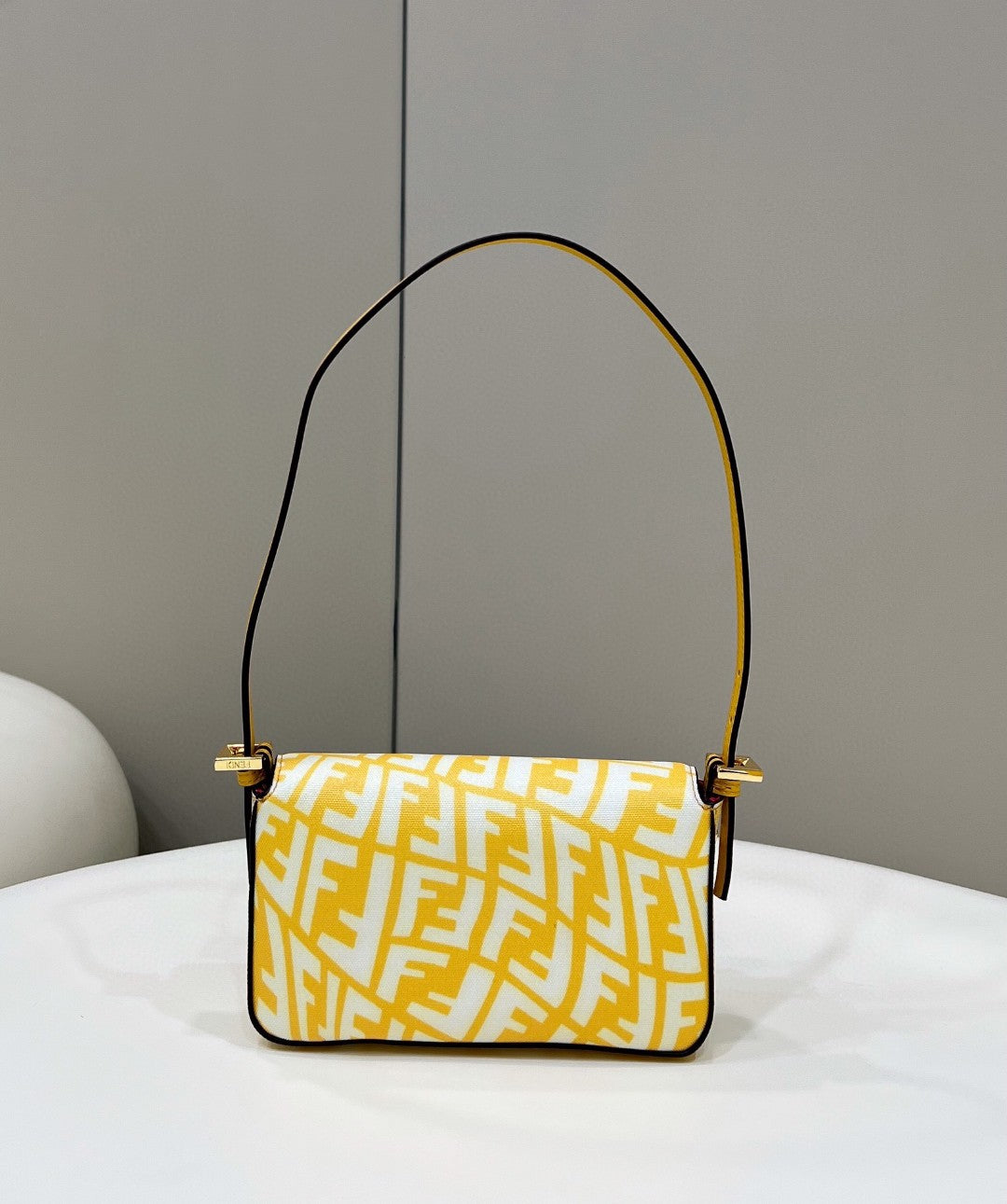 Top QualityTop Quality Baguatte Yellow Mini Bag