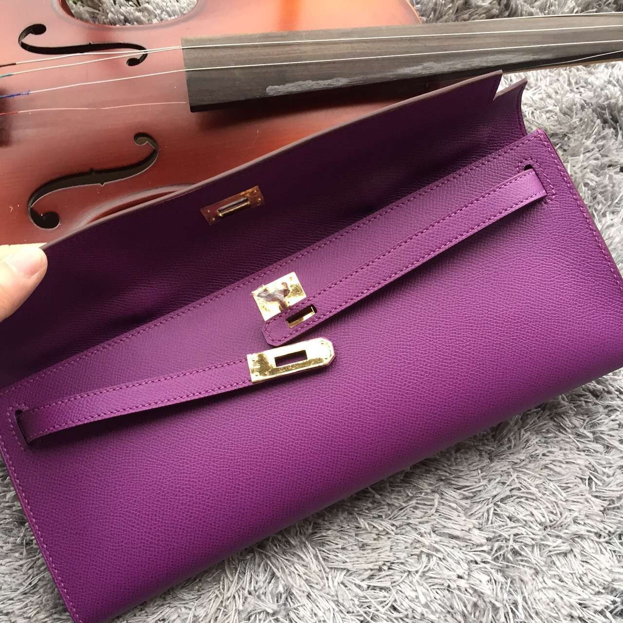 Hermes Luxury Purple Handcrafted Kelly Cut Clutch Handbag Clutch Bag