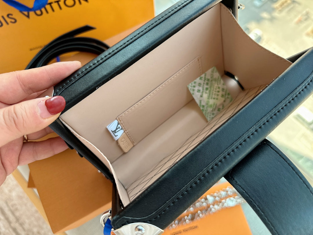 EN - Luxury LUV 726 Travel Bag