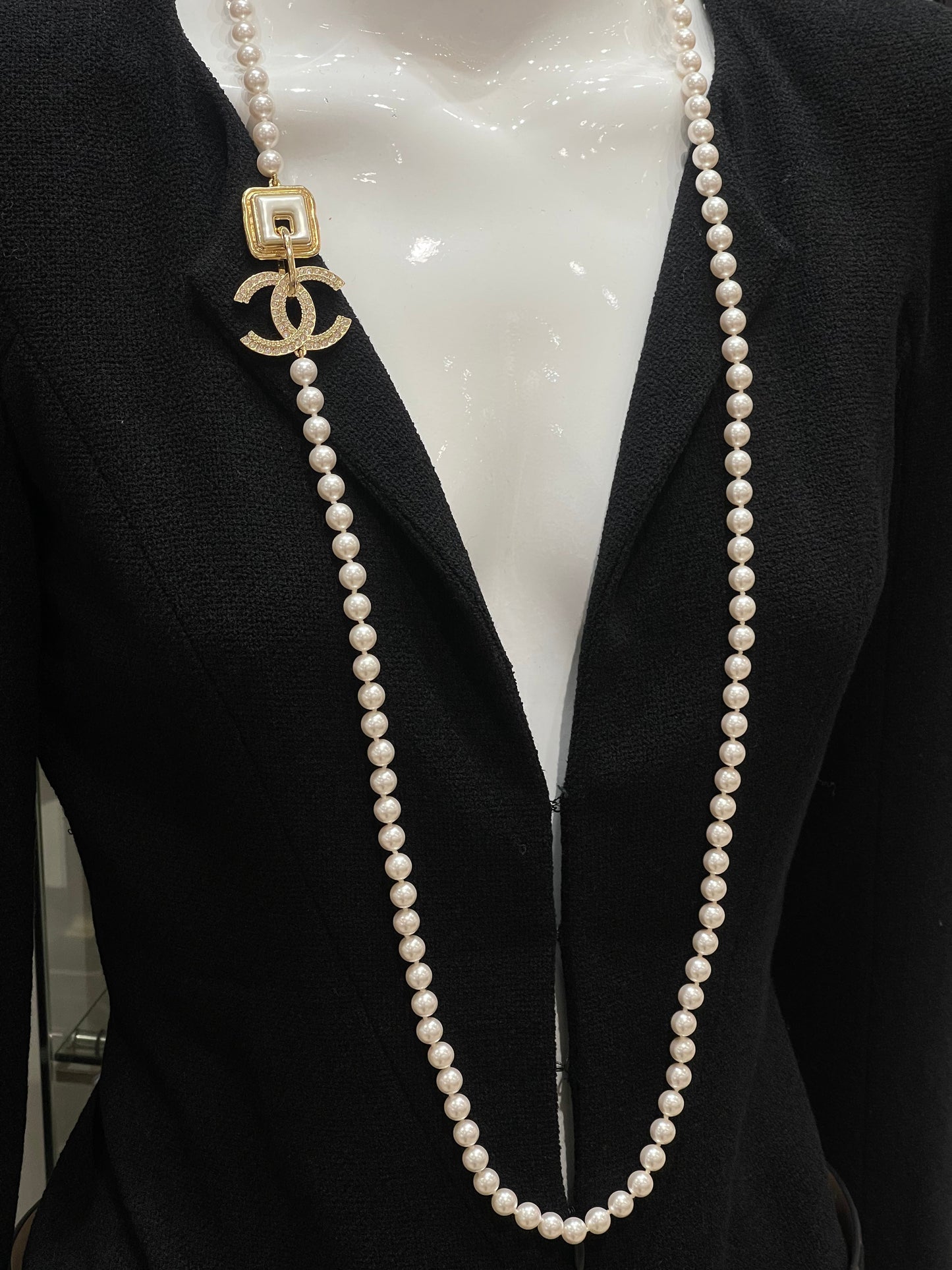 Chanel Sautoir perles CC Bag