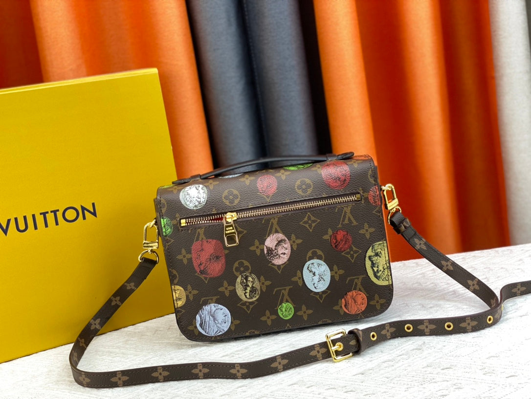 EN - Luxury LUV 813 Travel Bag