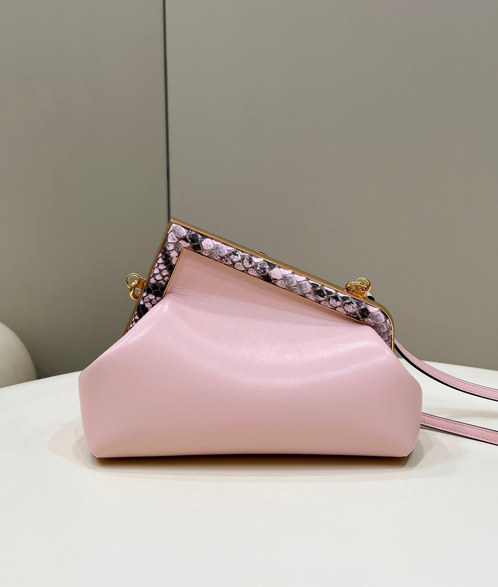Rst Pink Python 26Cm10In Small Travel Bag