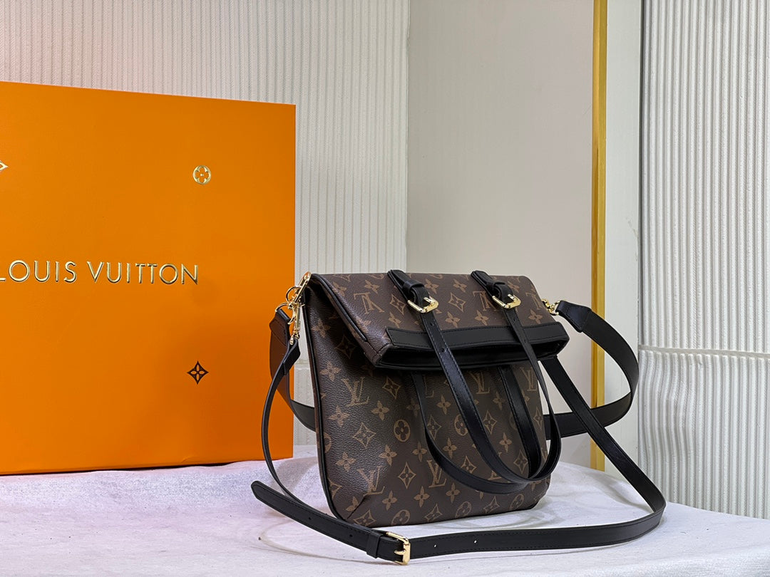 EN - Luxury LUV 765 Travel Bag